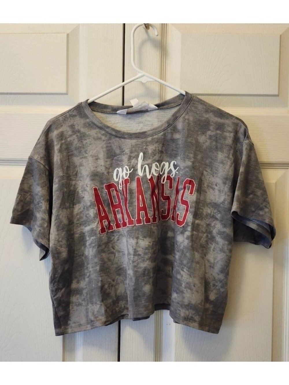 New Flying Colors Arkansas Razorbacks Go Hogs Gray Tie Dye Cropped Tee Size M